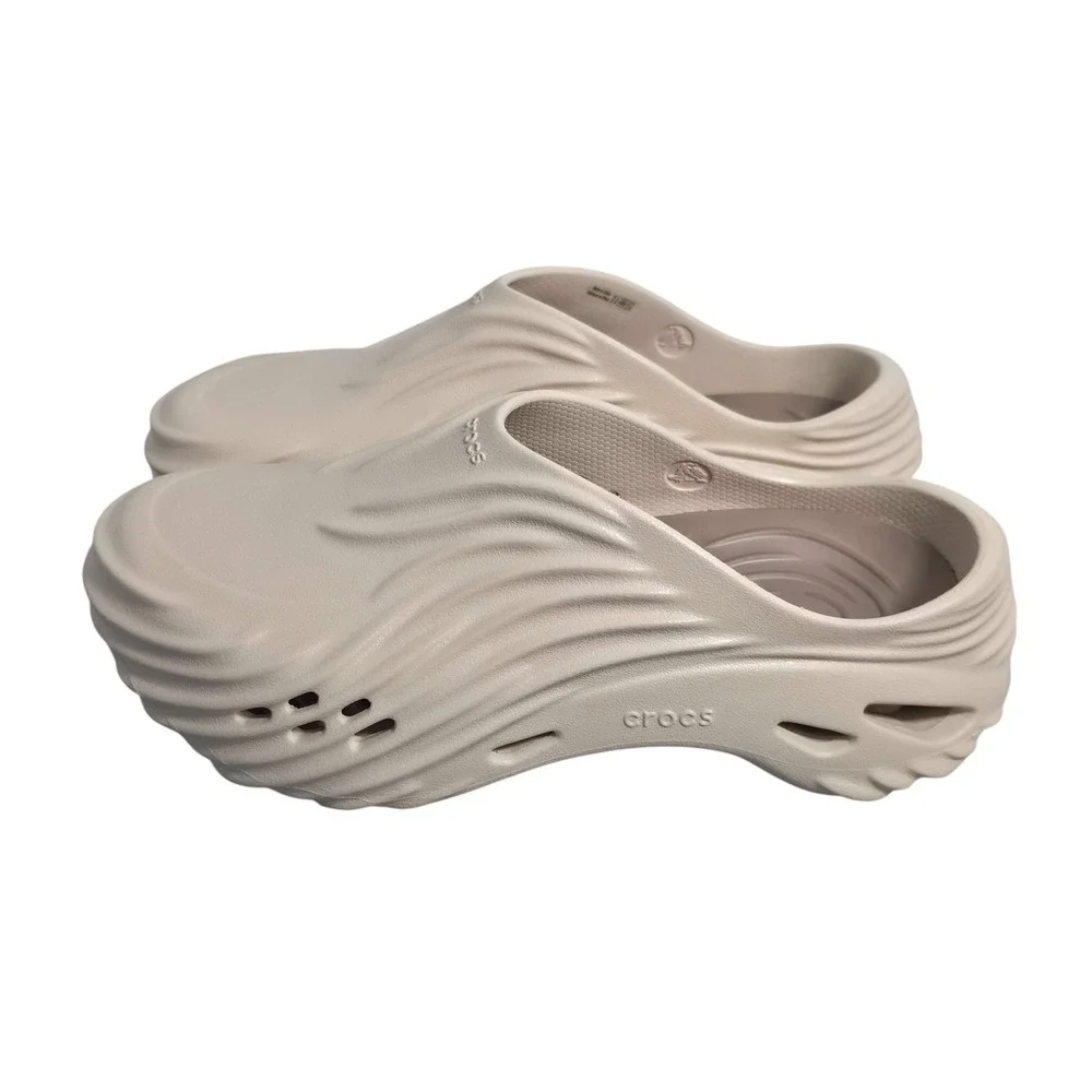 Crocs Echo Wave Clogs Mens 9 Womens 11 Almond Tint Beige NWT Unisex 210521-0LL‎